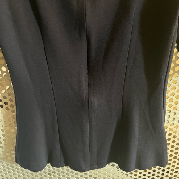 Ann Taylor Boat Neck Short sleeve Hip Length top Size XS in Black - Picture 9 of 10